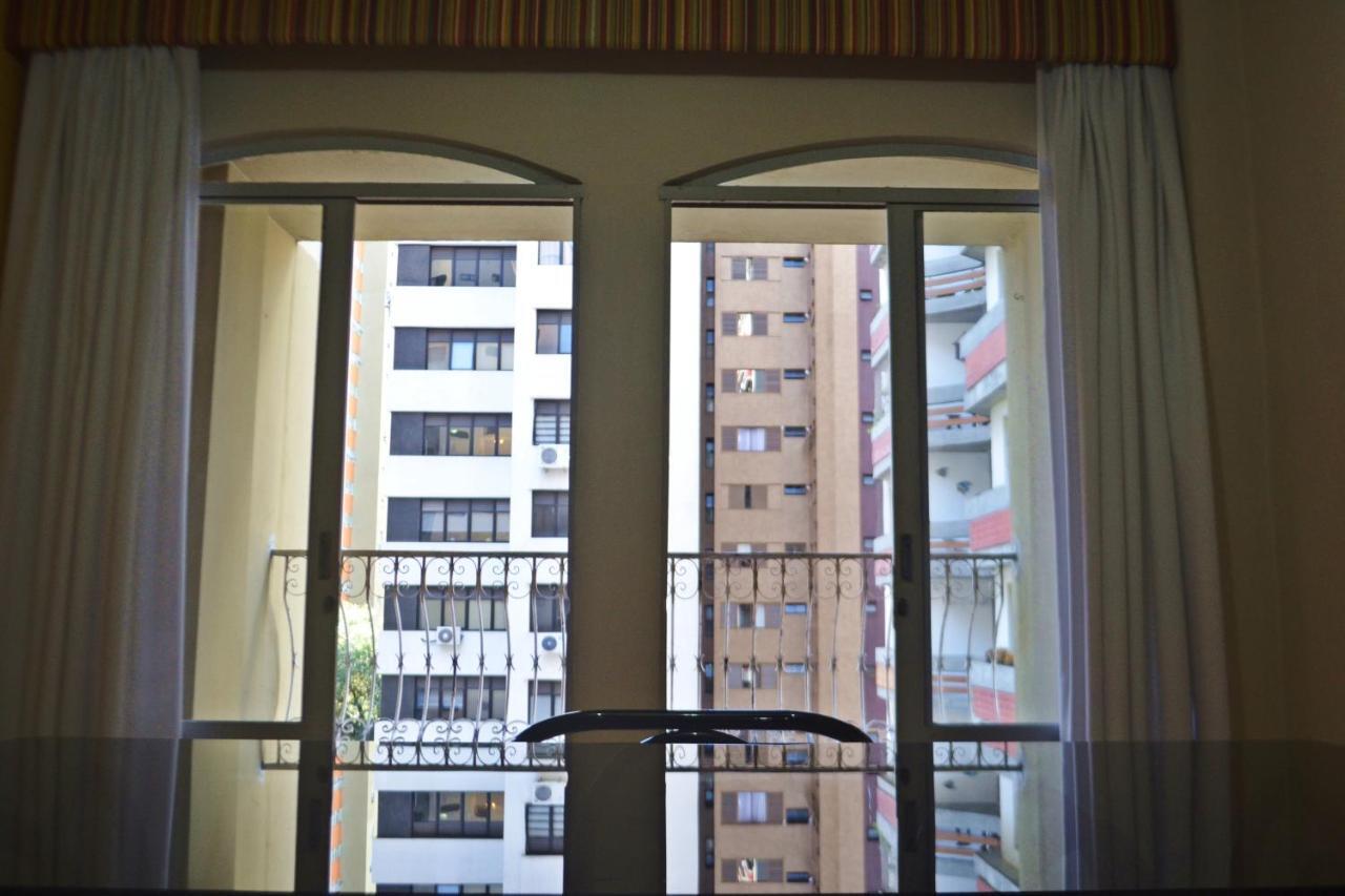 Hotel Ampiezza Куритиба Екстериор снимка